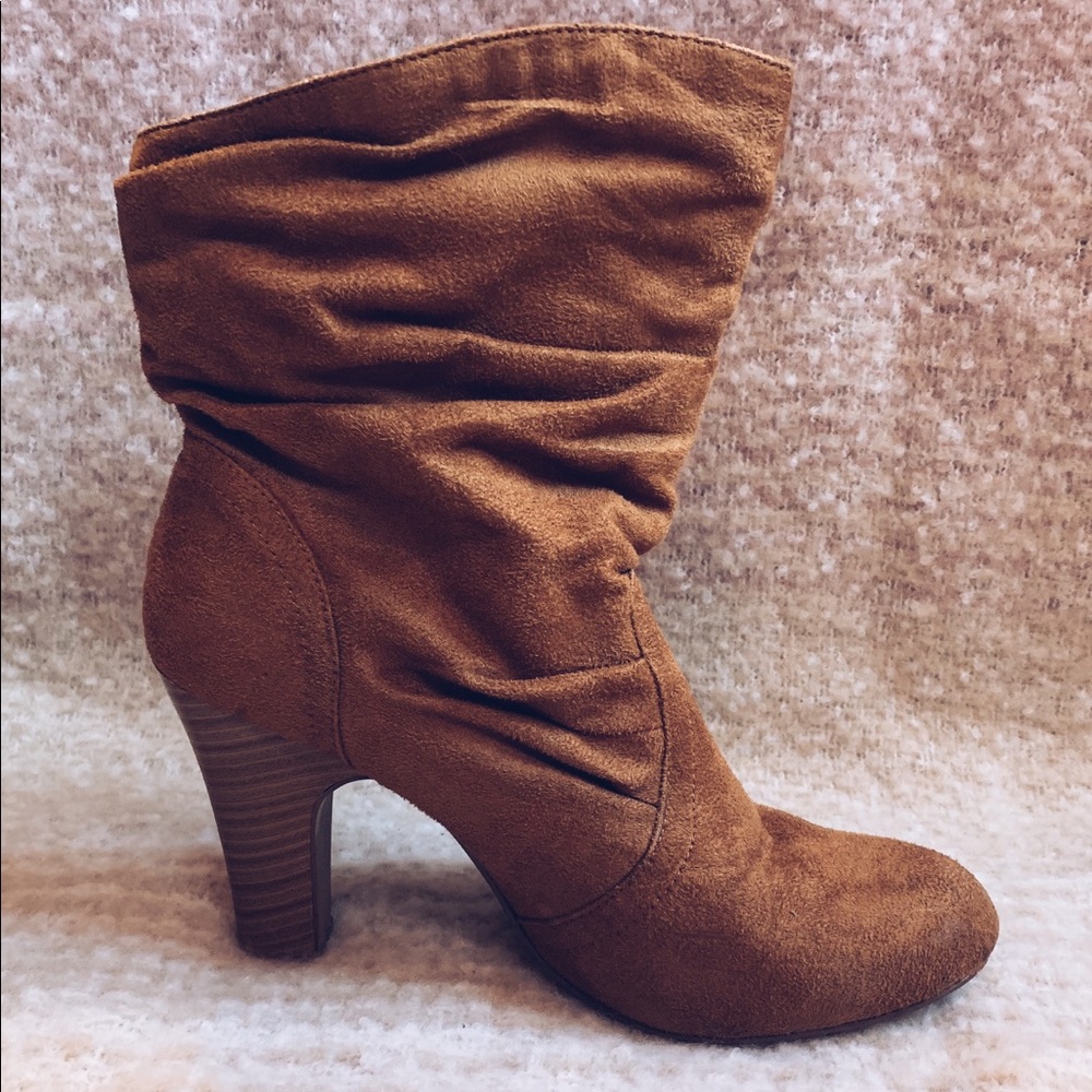 Maurice’s Brown Suede Bootie - Picture 3 of 3